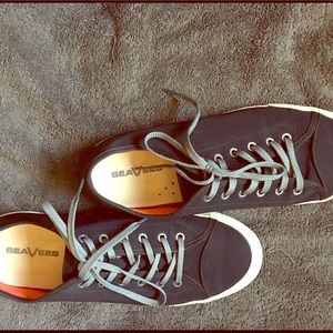SeeVees Sneakers